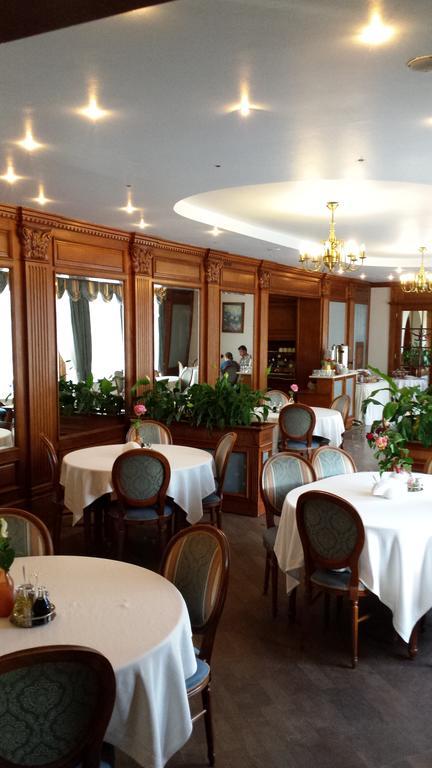 Hotel Karczowka เคียลเซ ภายนอก รูปภาพ
