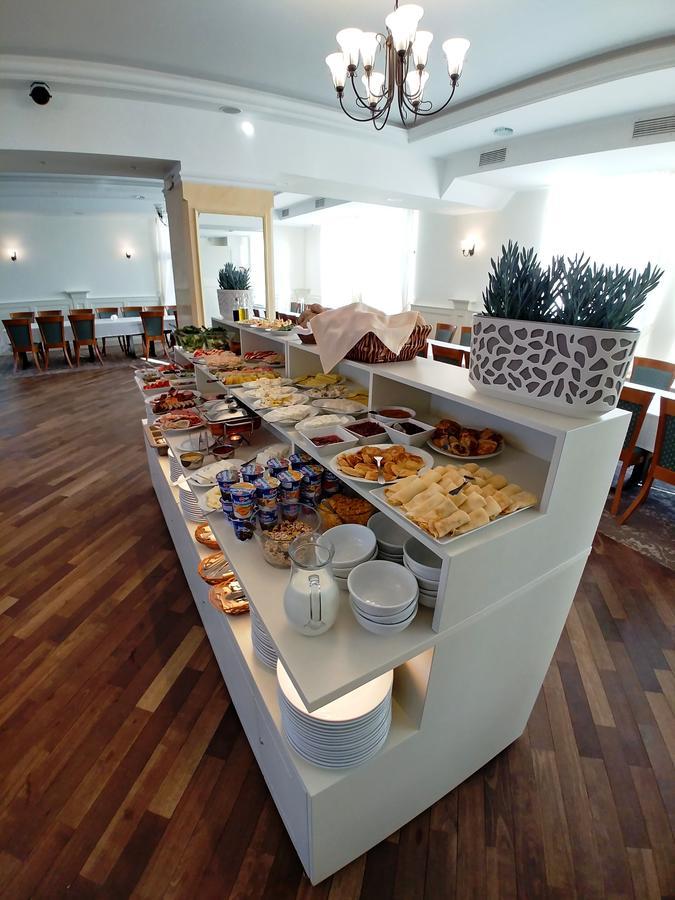 Hotel Karczowka เคียลเซ ภายนอก รูปภาพ