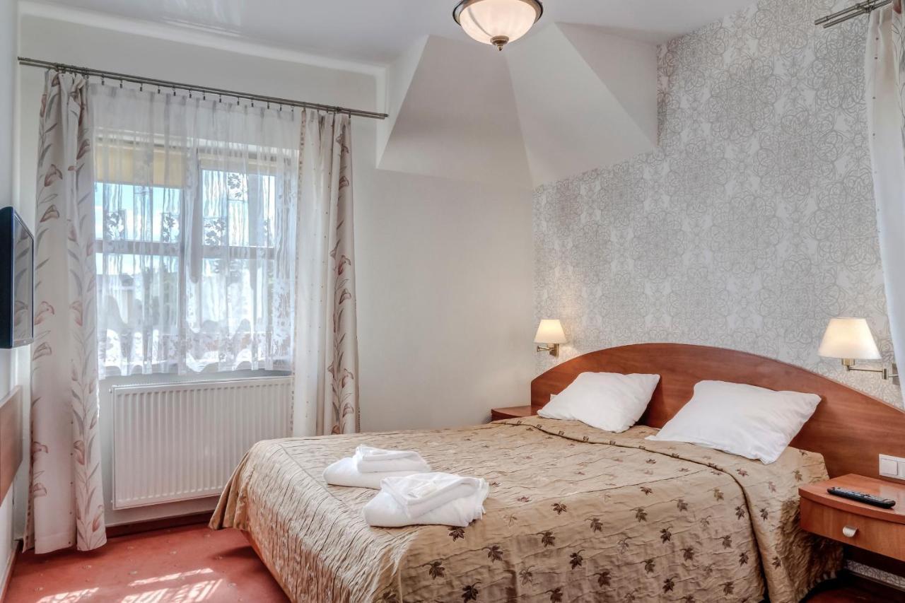 Hotel Karczowka เคียลเซ ภายนอก รูปภาพ